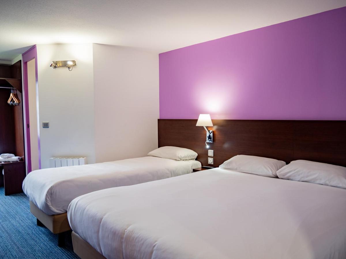Contact Hotel Restaurant La Chaumiere Entre Orgeval Et Flins A13 Sortie 8 Les Mureaux Kültér fotó