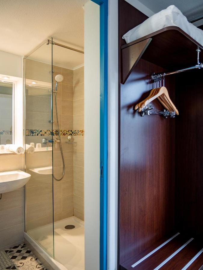Contact Hotel Restaurant La Chaumiere Entre Orgeval Et Flins A13 Sortie 8 Les Mureaux Kültér fotó